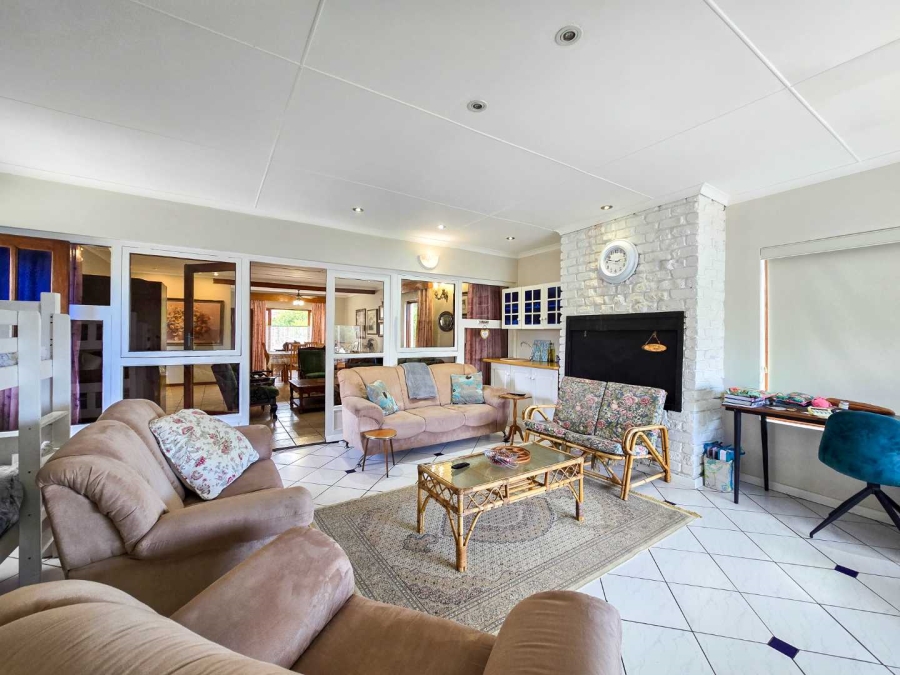 3 Bedroom Property for Sale in Stilbaai Wes Western Cape